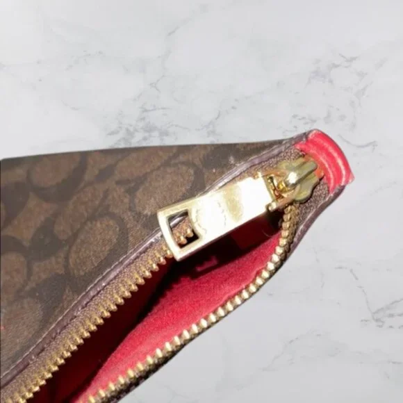 COACH Fiona Small Zip Tote Bag - Picture 8 of 8